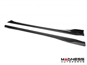 Alfa Romeo Giulia Side Skirts - Carbon Fiber - Shark Fin - Quadrifoglio - Italian Flag Stripe Alfa Romeo Giulia Side Skirts - Carbon Fiber - Shark Fin - Quadrifoglio - Italian Flag Stripe